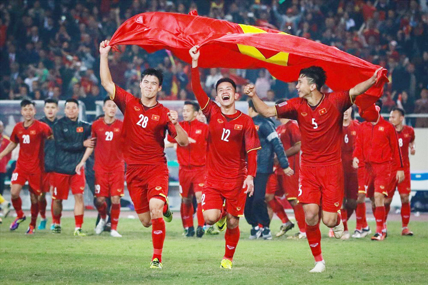 Chiến Lược và Tâm Lý Để Đá Bóng Giỏi Trên Sân